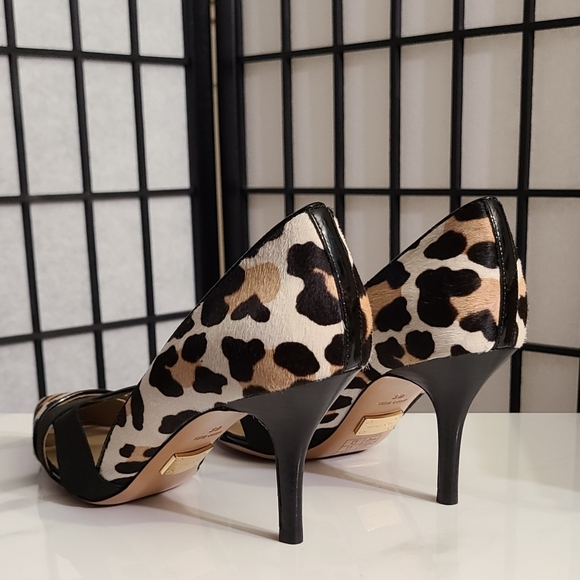 MICHAEL KORS "Stephanie" Leopard Calf Hair Pumps - 3" Heel - Picture 4 of 12